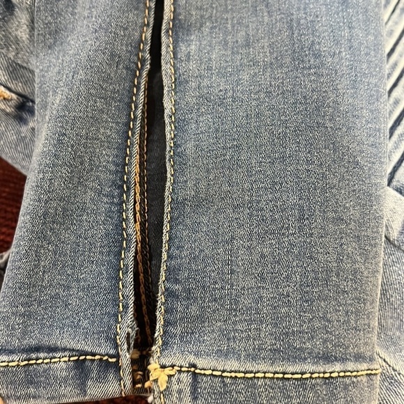 We The Free Split Hem Jeans Woman's Size 25 - Picture 6 of 6